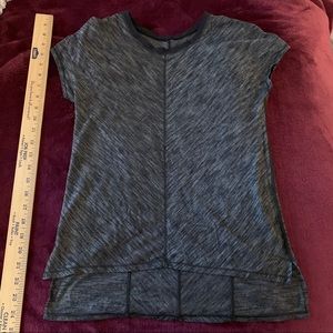 Lululemon top
